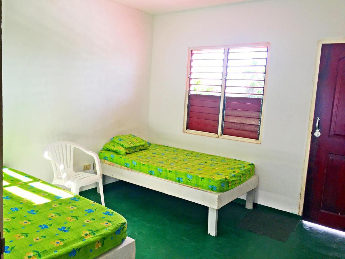 African Symbol Guest House Montego Bay Extérieur photo