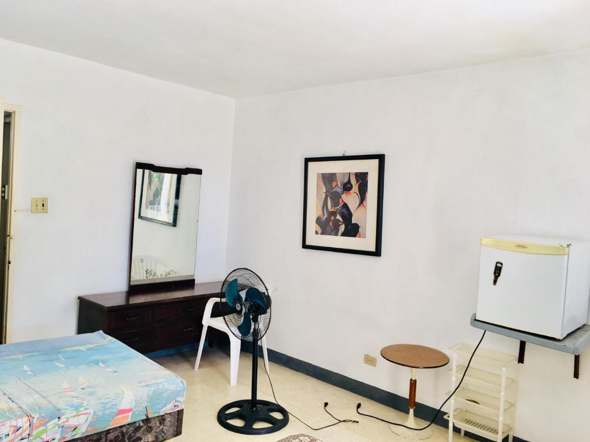 African Symbol Guest House Montego Bay Extérieur photo