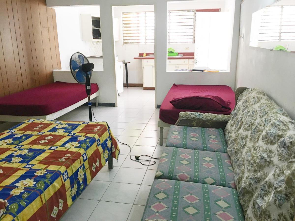 African Symbol Guest House Montego Bay Extérieur photo