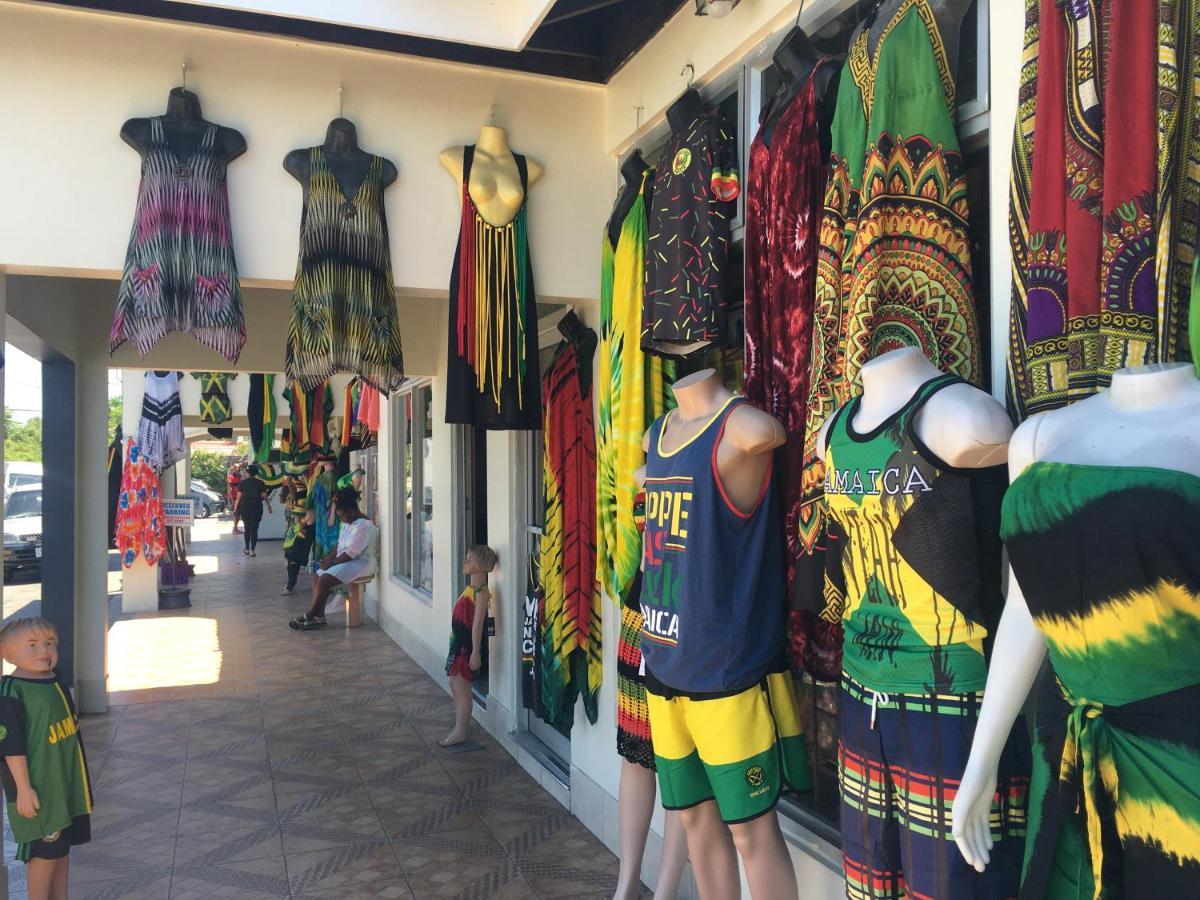 African Symbol Guest House Montego Bay Extérieur photo