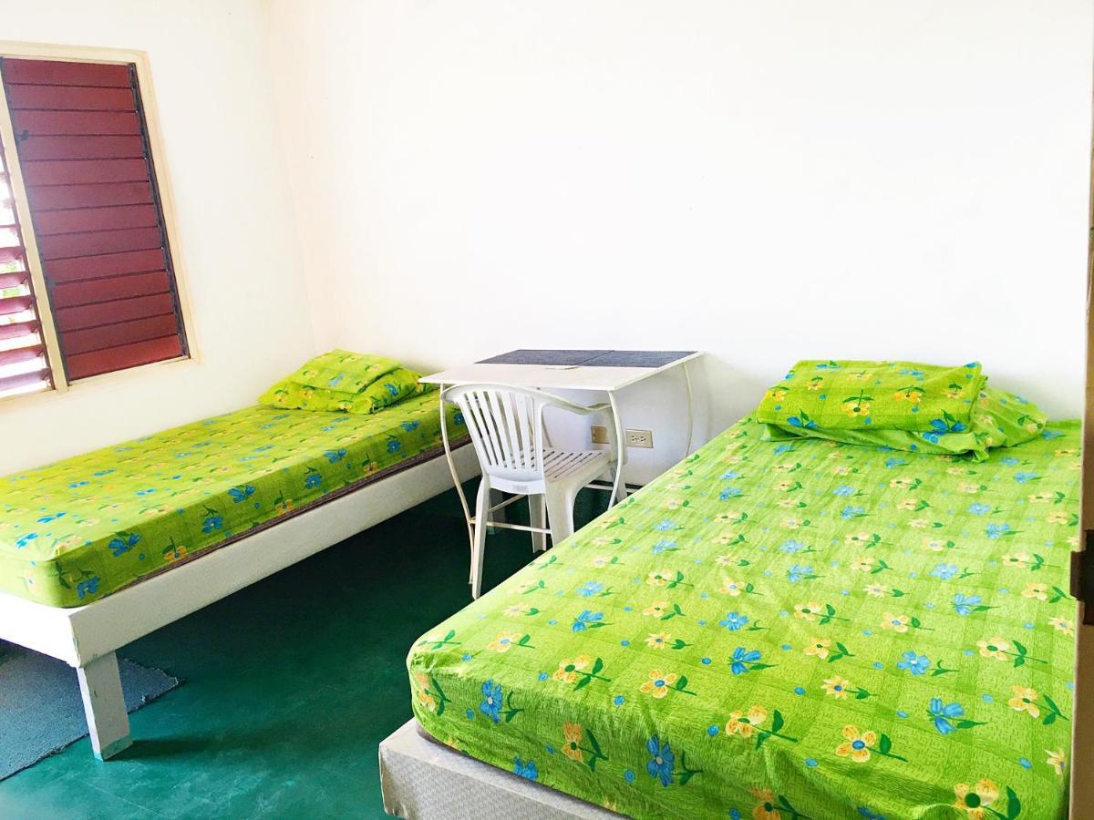 African Symbol Guest House Montego Bay Extérieur photo